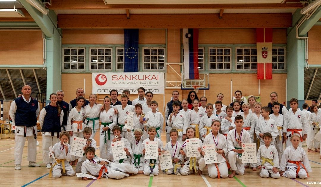 DRŽAVNO PRVENSTVO V KARATEJU