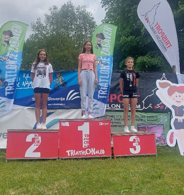 OSVOJILI DVE MEDALJI NA PODROČNEM PRVENSTVU V AKVATLONU ZA OSNOVNE ŠOLE